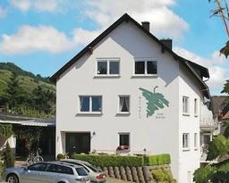 Weingut-Brennerei-Gästehaus Emil Dauns