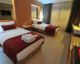 Ramada Usak