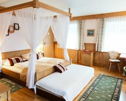 Scharfegger's Raxalpenhof - Zuhause am Land