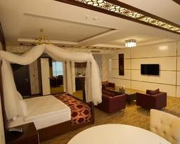 Mitannia Regency Hotel
