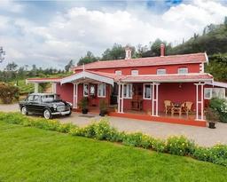 Teanest Nightingale by Nature Resorts