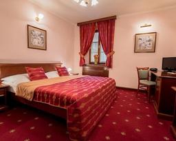 Hotel Octarna - Free parking