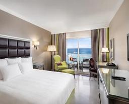 Hilton Alexandria Cornish