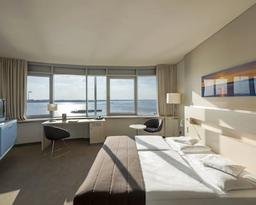 Atlantic Hotel Sail City