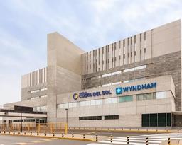 Costa del Sol Wyndham Lima Airport