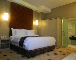 Aquarius Boutique Sampit