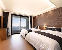 Utop Marina Hotel & Resort