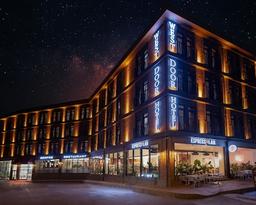 WestDoor Hotel