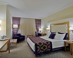 Tugcu Hotel Select
