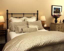 Reluctant Panther Inn & Restaurant