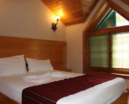 Natyral Razma Resort