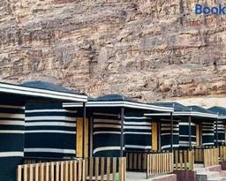 غرووب وادي رم