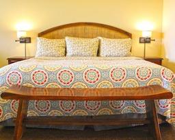 Mahana House Country Inn