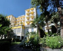 Golf Hotel René Capt