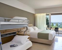 AKS Porto Heli Hotel