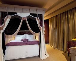 Art Palace Suites & Spa