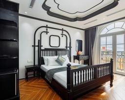 De Stefano Coffee and Hotel