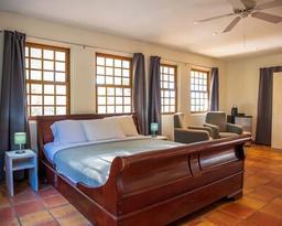 Quill Gardens Boutique Hotel