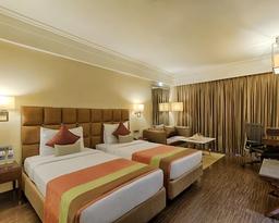 Quality Hotel D V Manor