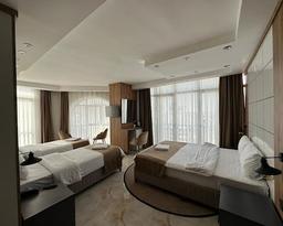 Pars Palas Hotel