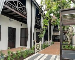 V Maison Boutique Hotel