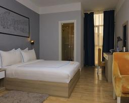 Vibes Hotel & Spa