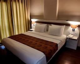 Kanyonvadi Hotel