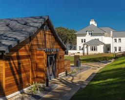 Dunluce Lodge